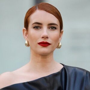 NWT Melinda Maria Gold “She’s So Smooth” Teardrop Hoops